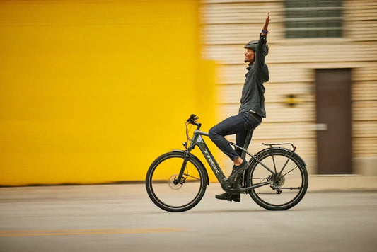 How to Fuel Your Body During a Bike Ride: A Complete Guide to Eating and Drinking for Better Performance