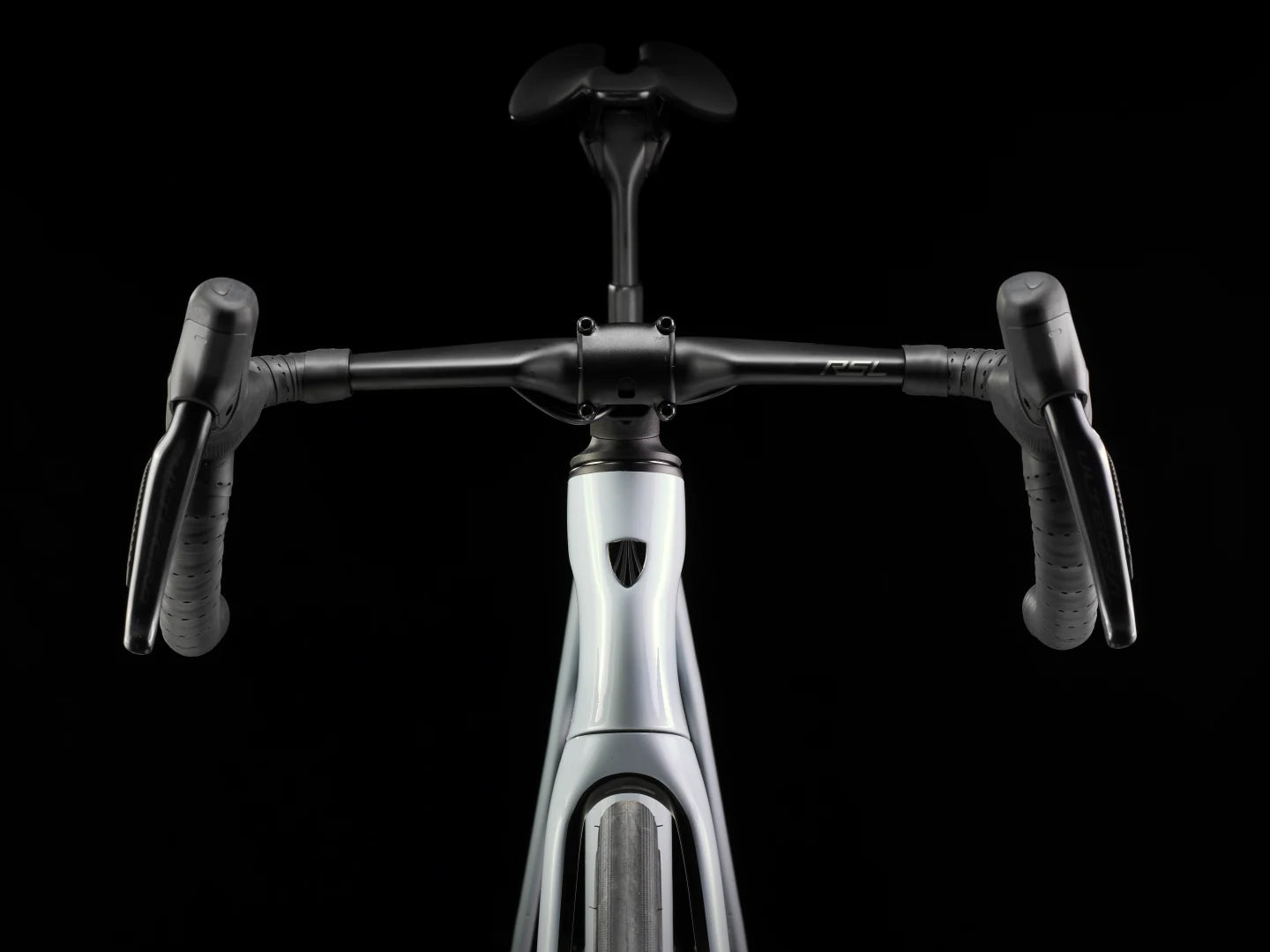 Madone SL 7 Gen 7 Premium Carbon Frame with Shimano Ultegra Di2 Performance