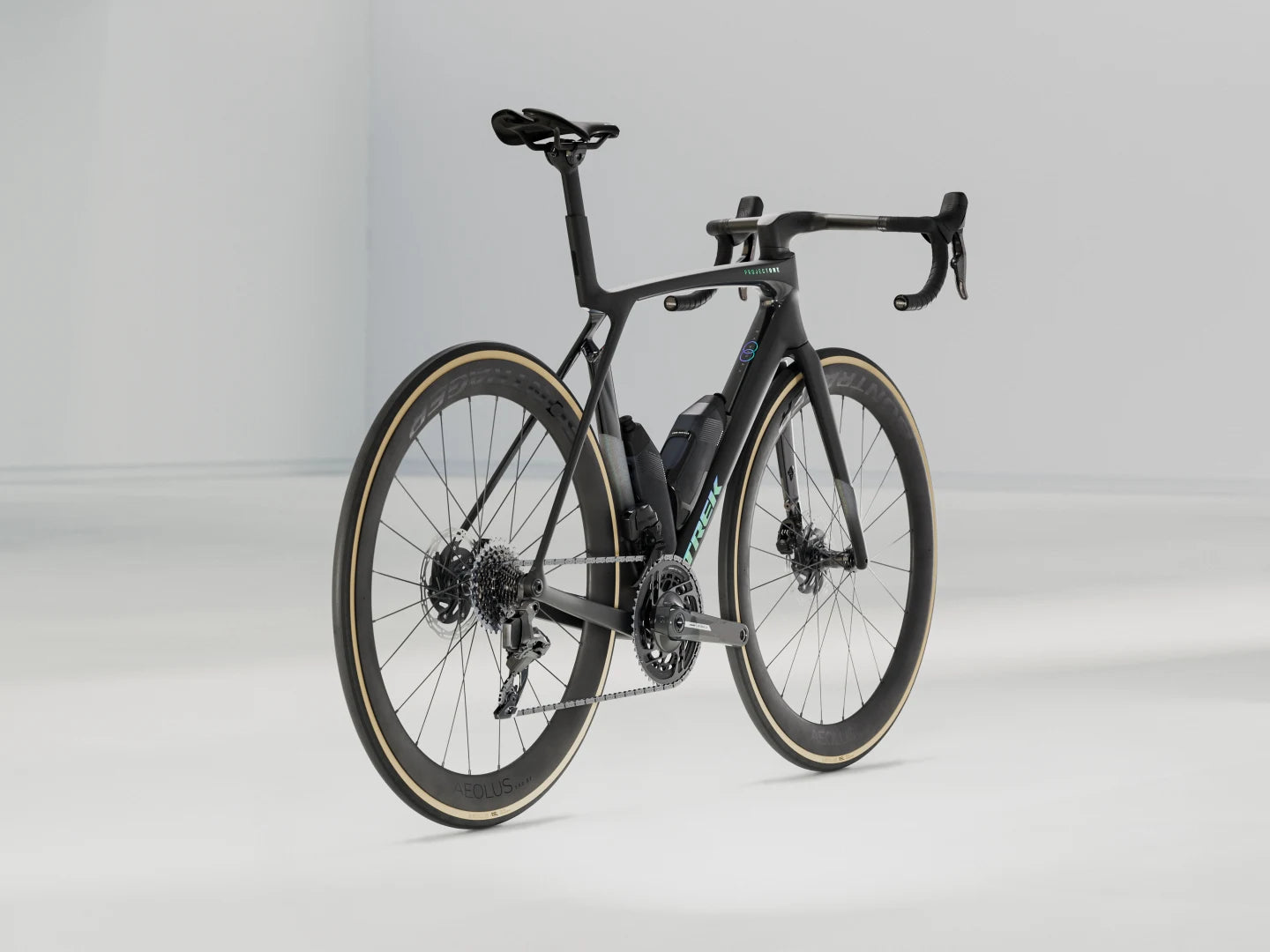 Madone SLR 7 AXS Gen 8 Lightest Disc Frame with 900 Series OCLV Carbon