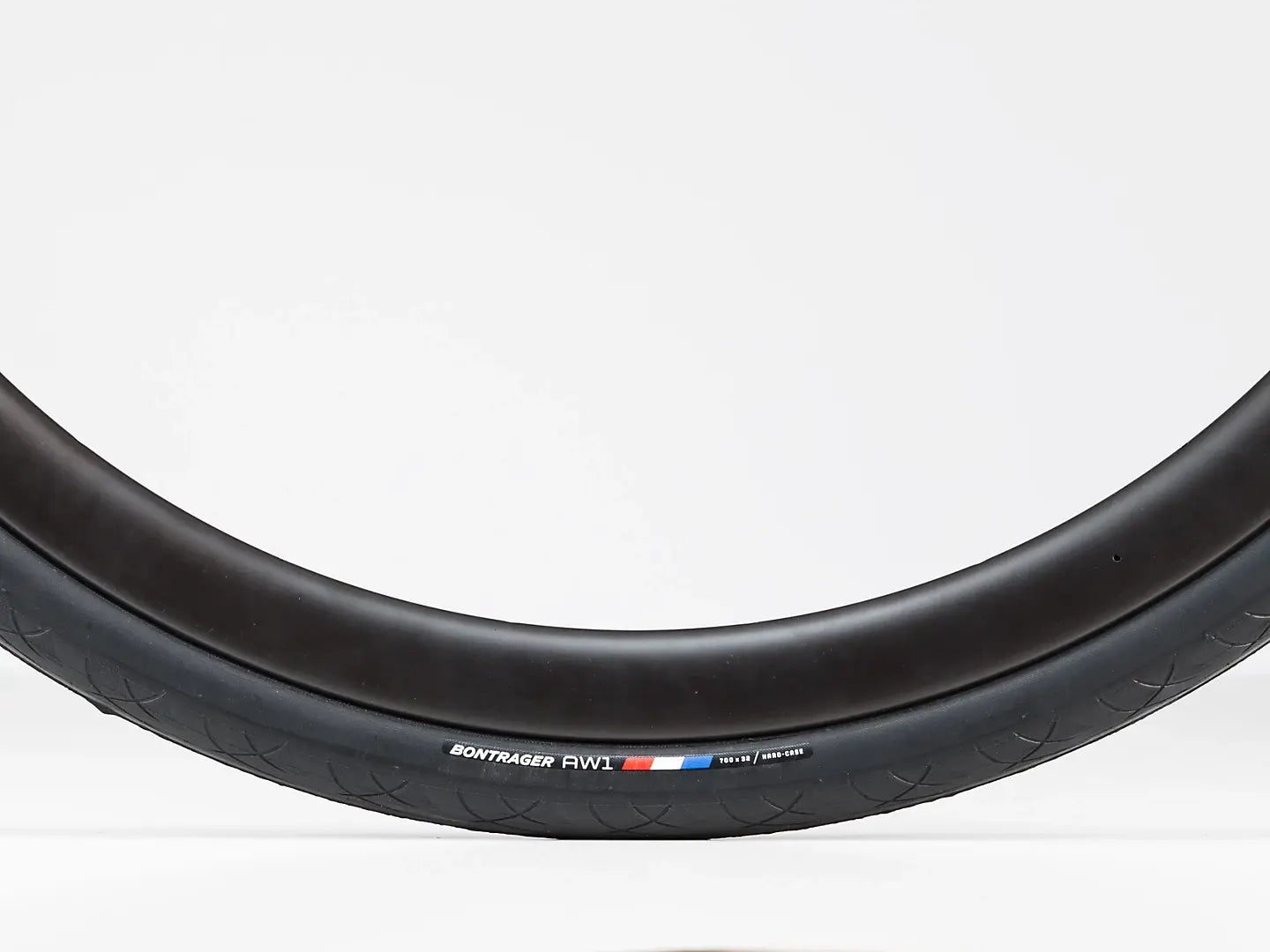 Bike Tyre Bontrager AW1 Hard-Case Road - Exceptional Performance