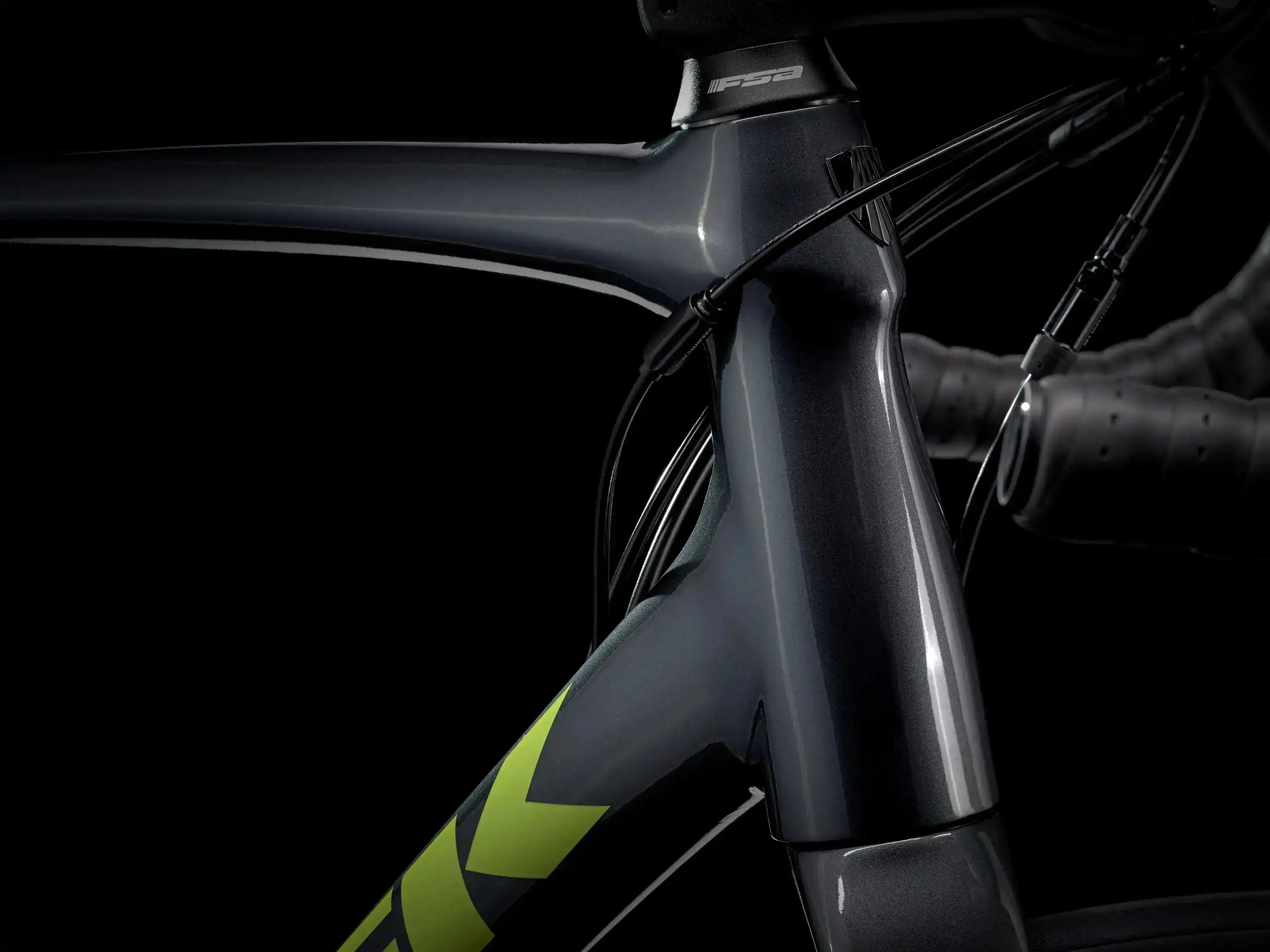 Trek domane alr 4 top disc women's