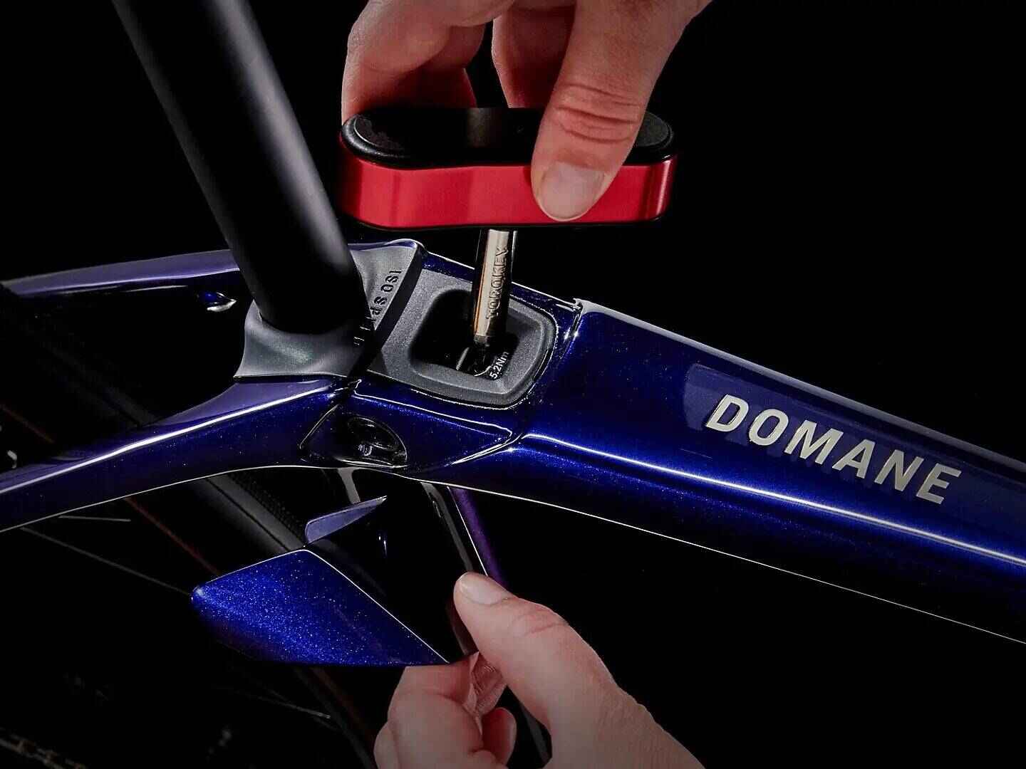 Domane SL 6 AXS Gen 4 Wheels Bikes
