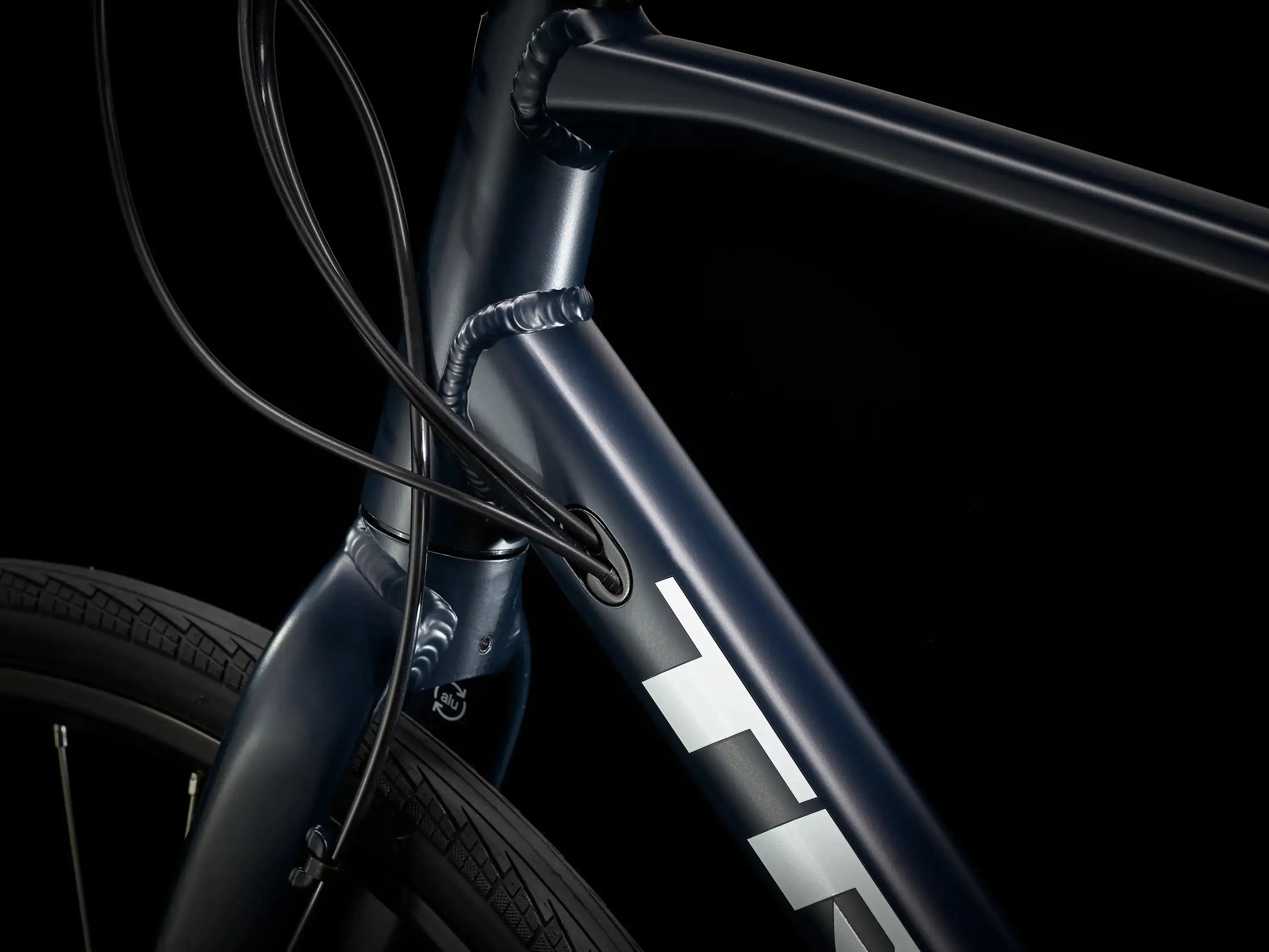 2020 trek fx2 hot sale disc