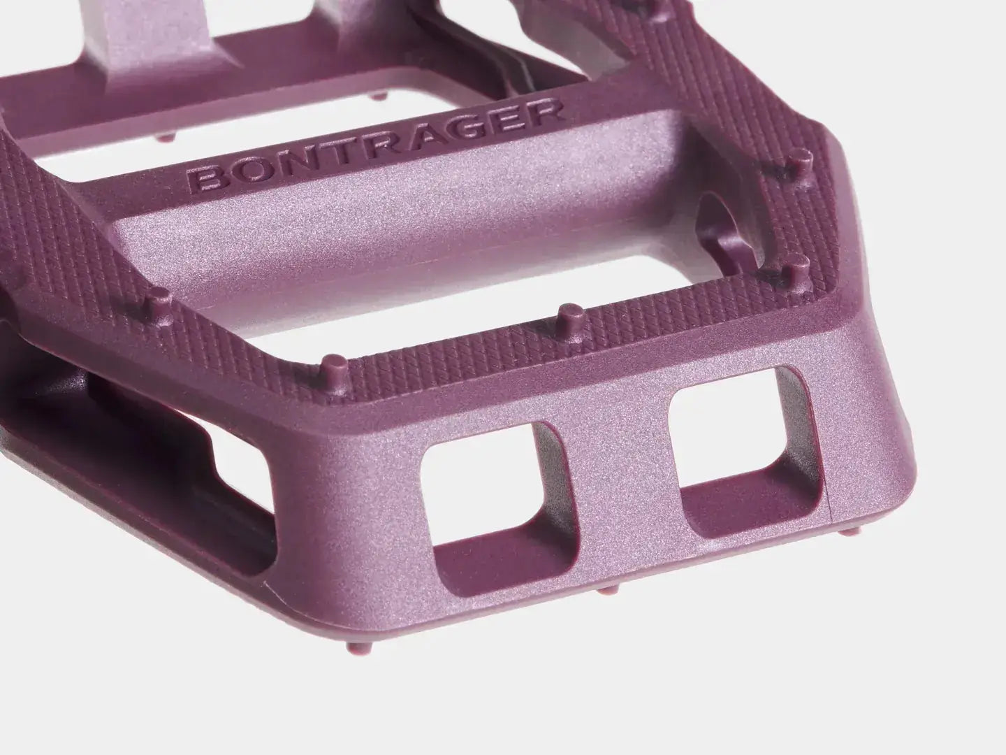bontrager flat pedals Pedal Set Bontrager Line Comp Flat
