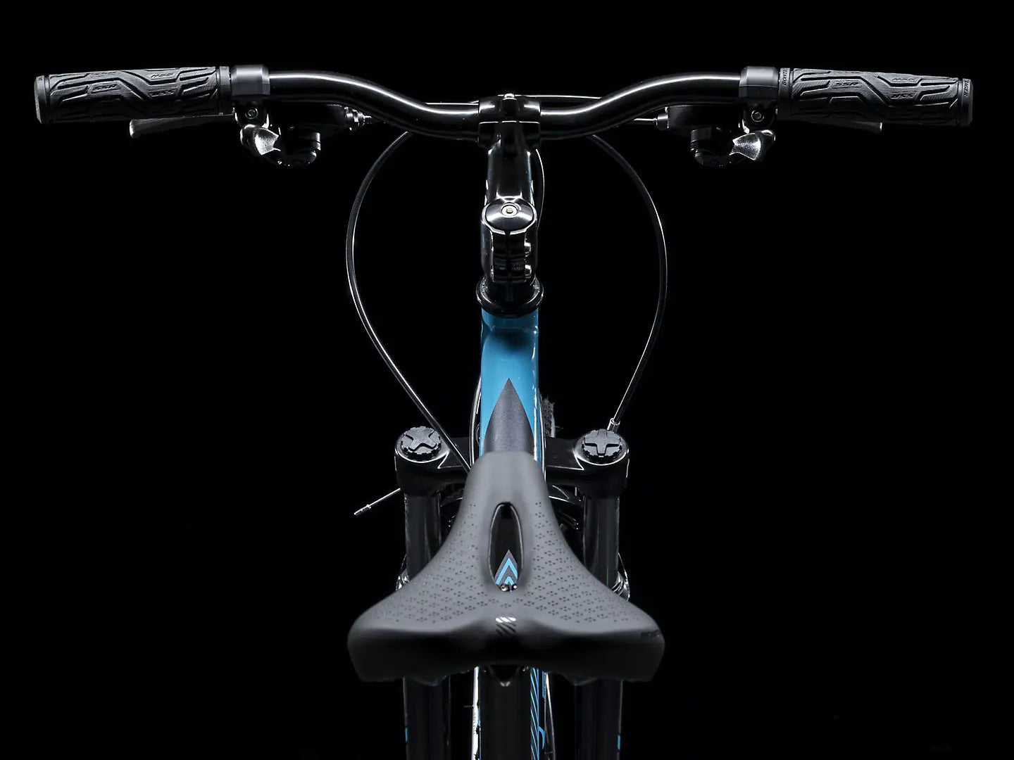 Trek 900 mountain bike sales