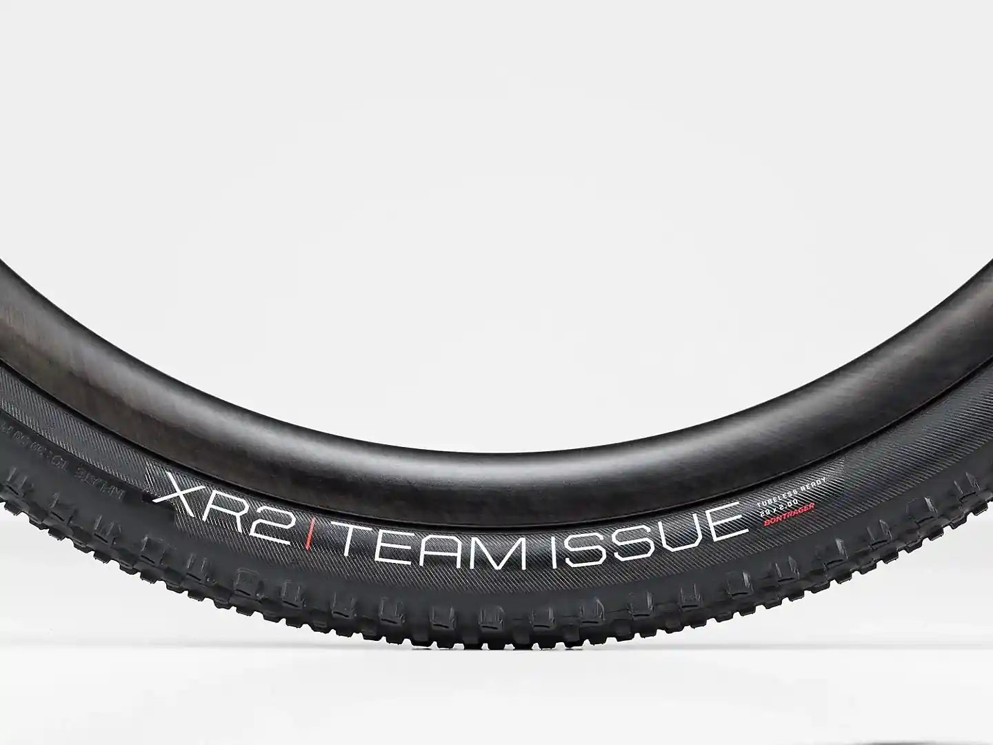 Tyre Bontrager XR2 Team Issue TLR MTB - Maximize Your MTB Performance